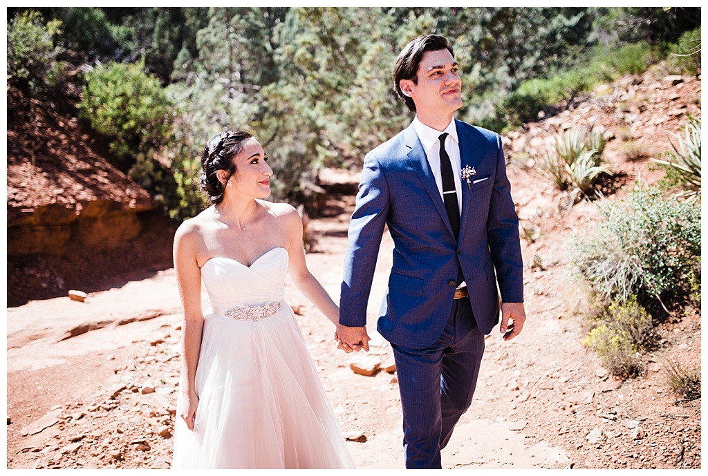 julia kinnunen photography, destination wedding, arizona wedding, seattle wedding, wedding photography, bride, groom, newlyweds, offbeat bride, agave of sedona, southwest wedding, desert wedding, intimate wedding, portraits, first look 