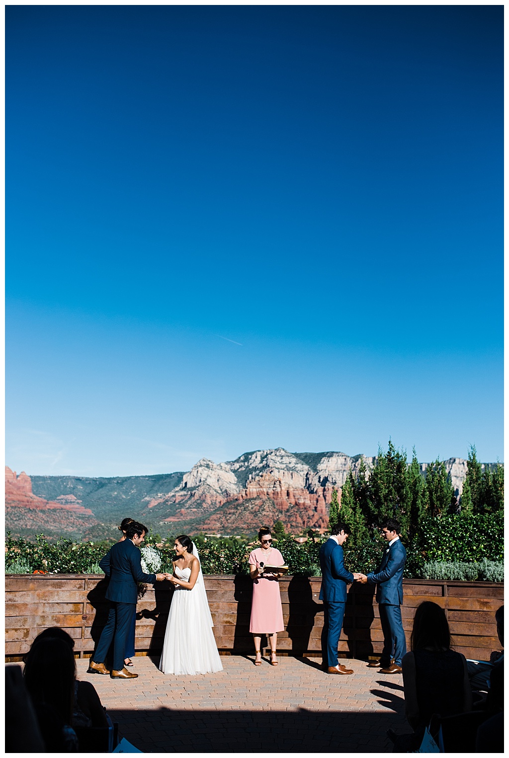 julia kinnunen photography, destination wedding, arizona wedding, seattle wedding, wedding photography, bride, groom, newlyweds, offbeat bride, agave of sedona, southwest wedding, desert wedding, intimate wedding, ceremony 