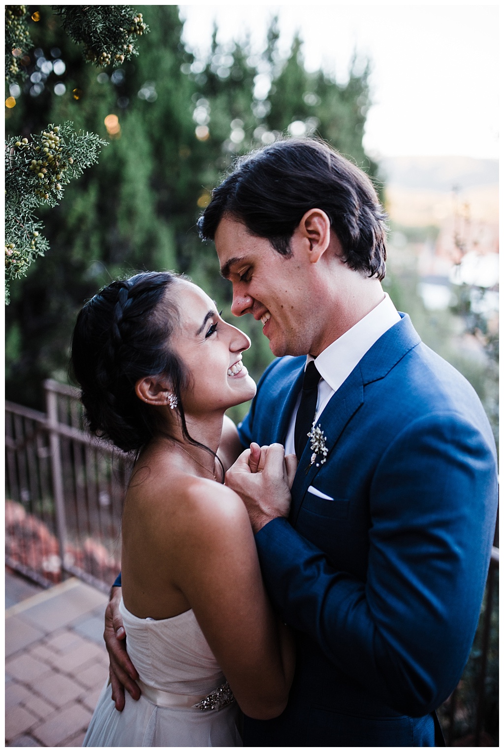 julia kinnunen photography, destination wedding, arizona wedding, seattle wedding, wedding photography, bride, groom, newlyweds, offbeat bride, agave of sedona, southwest wedding, desert wedding, intimate wedding, portraits, golden hour