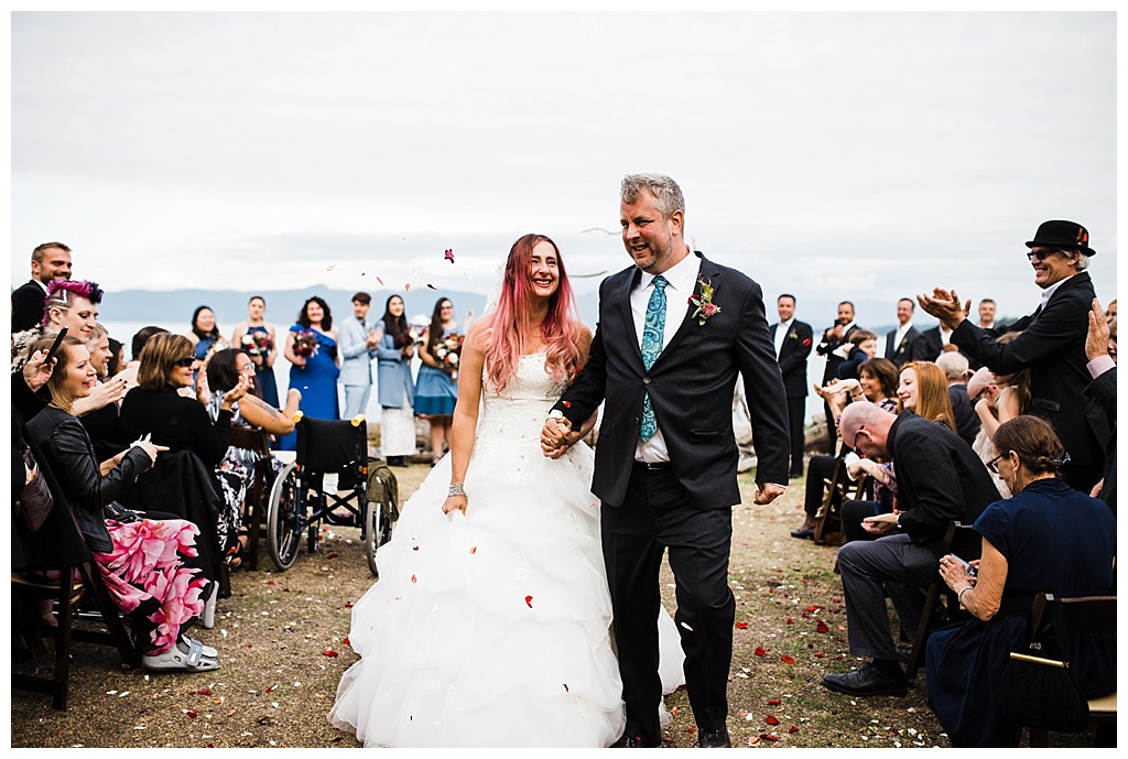 offbeat bride, guemes island resort, julia kinnunen photography, destination wedding, seattle wedding, wedding photography, bride, groom, adventure seekers, newlyweds, northwest washington wedding, elopement, intimate wedding, details, ceremony