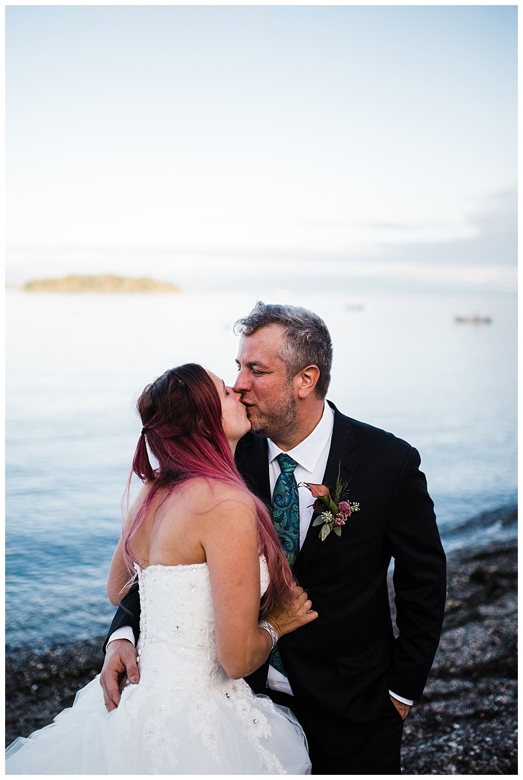 offbeat bride, guemes island resort, julia kinnunen photography, destination wedding, seattle wedding, wedding photography, bride, groom, adventure seekers, newlyweds, northwest washington wedding, elopement, intimate wedding, details, reception, portraits, golden hour