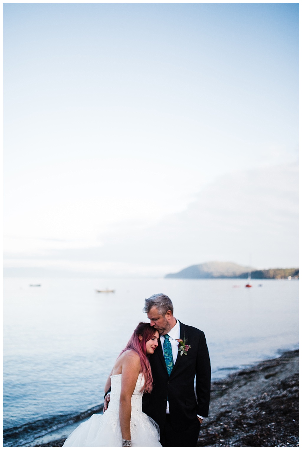 offbeat bride, guemes island resort, julia kinnunen photography, destination wedding, seattle wedding, wedding photography, bride, groom, adventure seekers, newlyweds, northwest washington wedding, elopement, intimate wedding, details, reception, portraits, golden hour