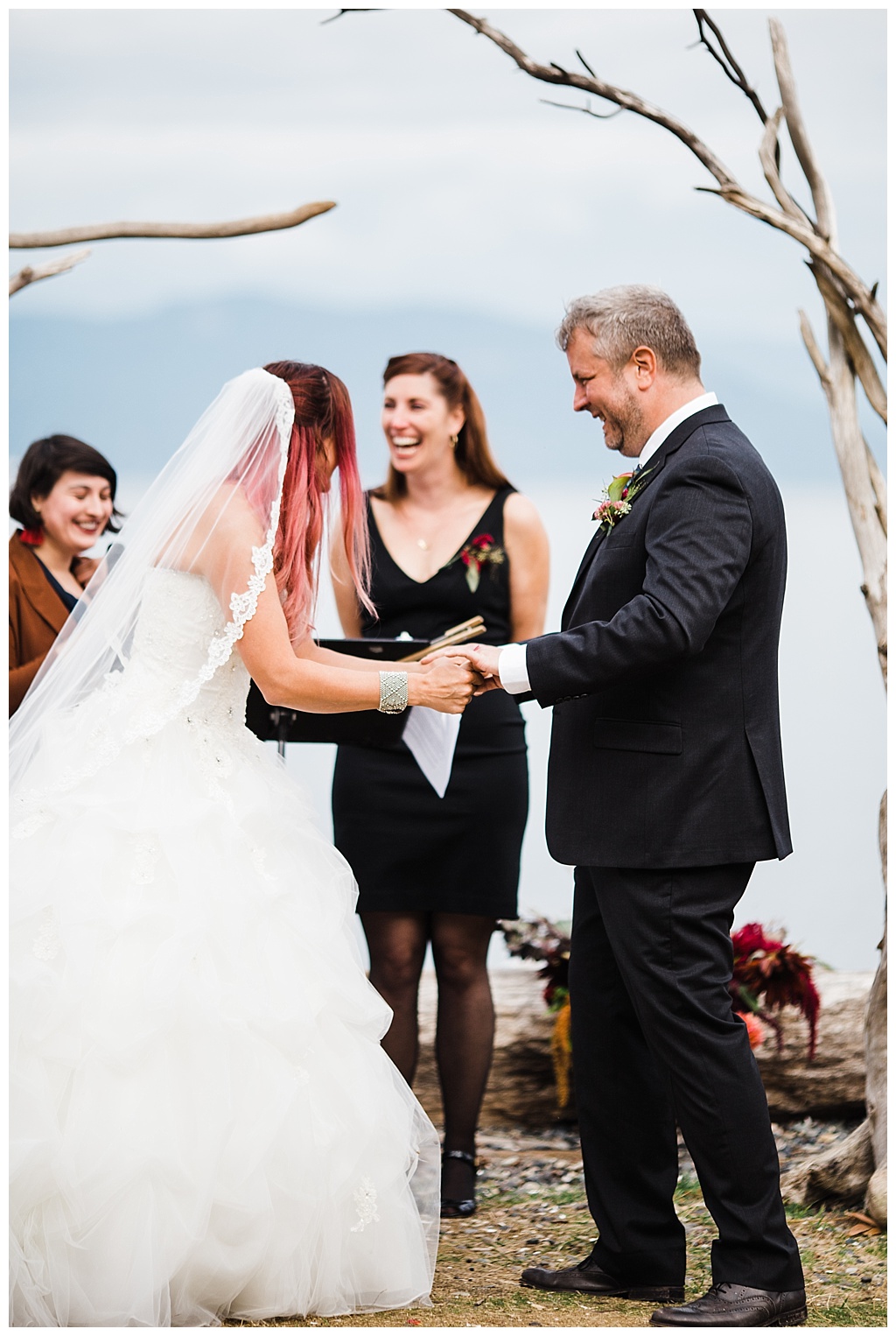 offbeat bride, guemes island resort, julia kinnunen photography, destination wedding, seattle wedding, wedding photography, bride, groom, adventure seekers, newlyweds, northwest washington wedding, elopement, intimate wedding, details, ceremony