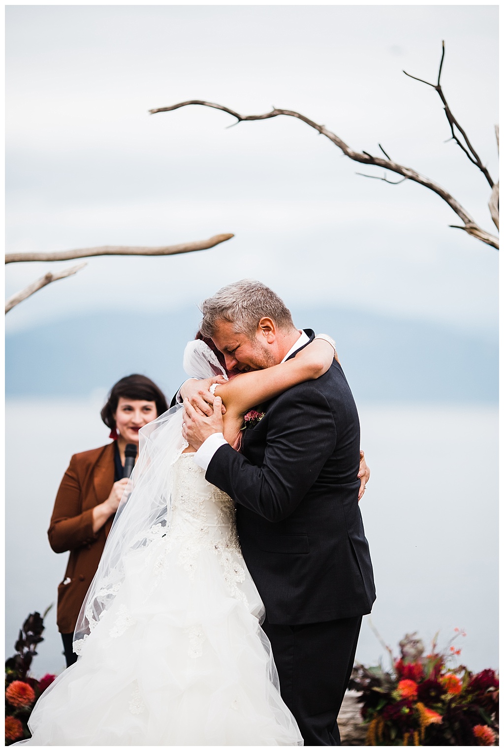 offbeat bride, guemes island resort, julia kinnunen photography, destination wedding, seattle wedding, wedding photography, bride, groom, adventure seekers, newlyweds, northwest washington wedding, elopement, intimate wedding, details, ceremony