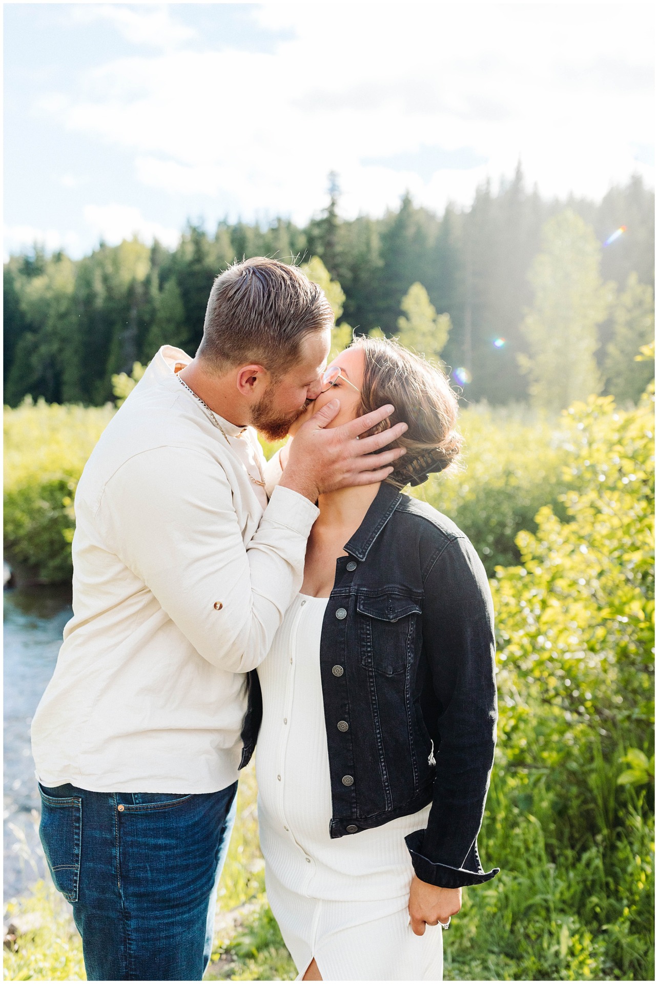 Julia Kinnunen photography, seattle wedding photographer, seattle engagement photographer, pnw wedding photographer, seattle portrait photographer, seattle elopement photographer, pnw elopement photographer, seattle couples photos, real life couples, seattle wedding planner, seattle wedding coordinator, offbeat bride, urban wedding, urban engagement photos, newlyweds, bride and groom, destination wedding, destination wedding photographer, adventure seekers, vintage wedding, pnw wedding, seattle elopement, covid elopement, covid-19 wedding, gold creek pond engagement session, seattle maternity session, engagement photographer