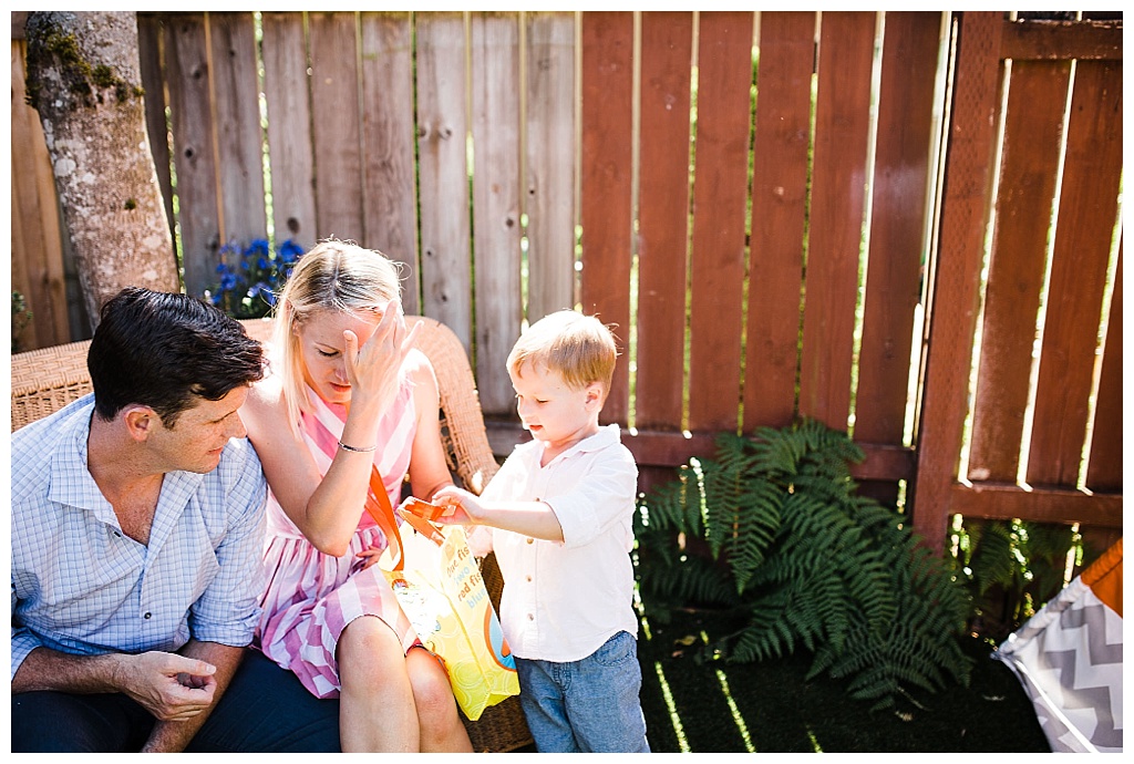 julia kinnunen photography, seattle family photographer, family portraits, lifestyle family photos, family fun, adventure photographer