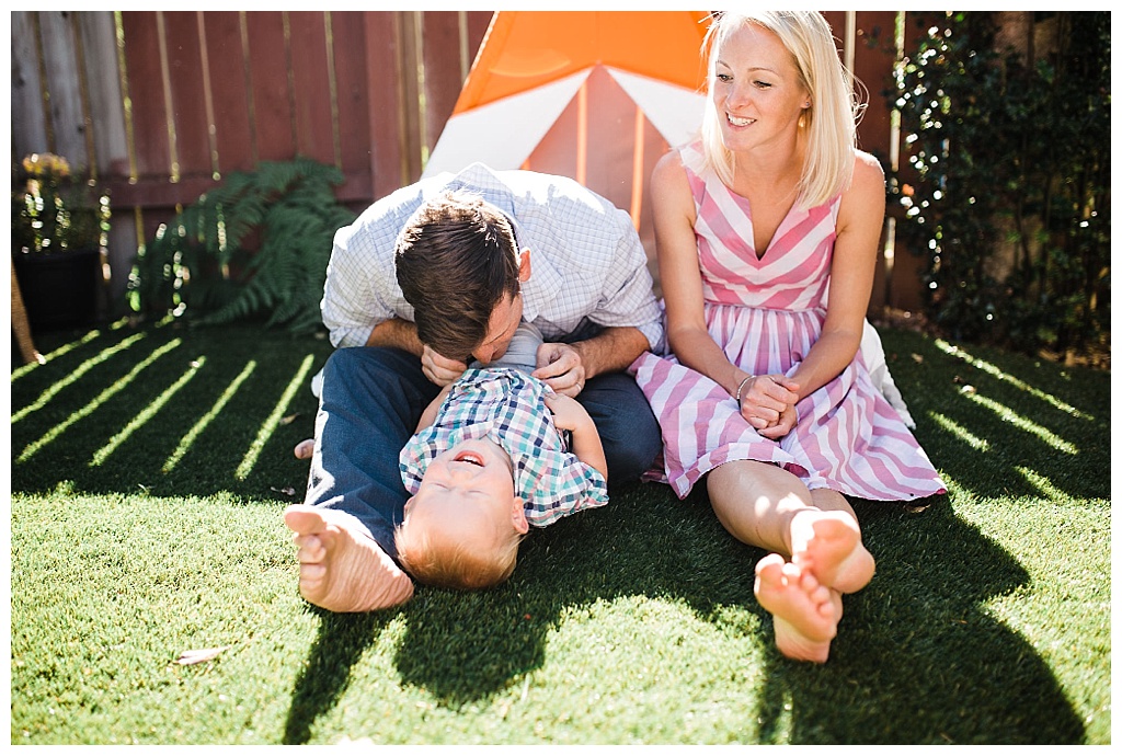 julia kinnunen photography, seattle family photographer, family portraits, lifestyle family photos, family fun, adventure photographer