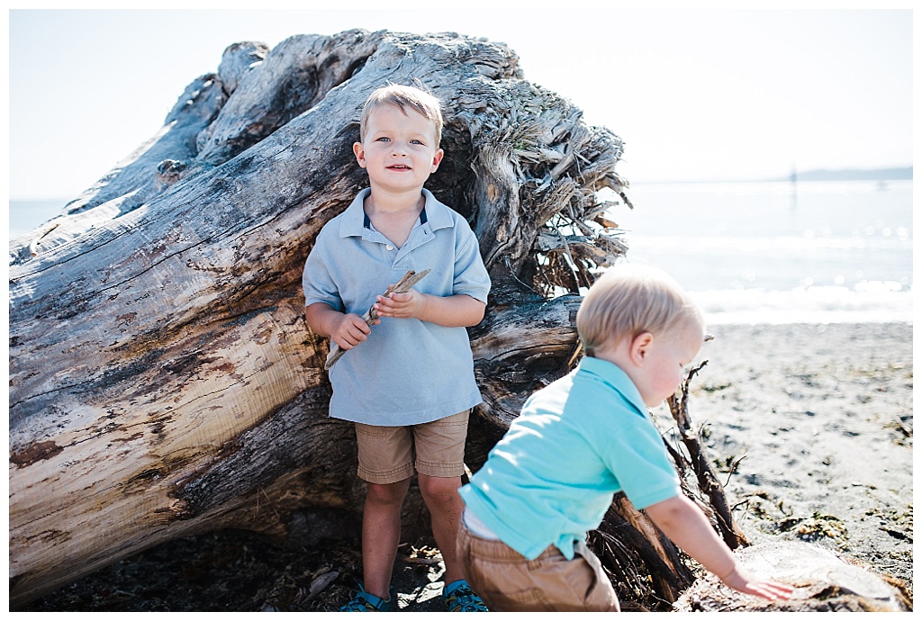 julia kinnunen photography, seattle family photographer, family portraits, lifestyle family photos, family fun, adventure photographer