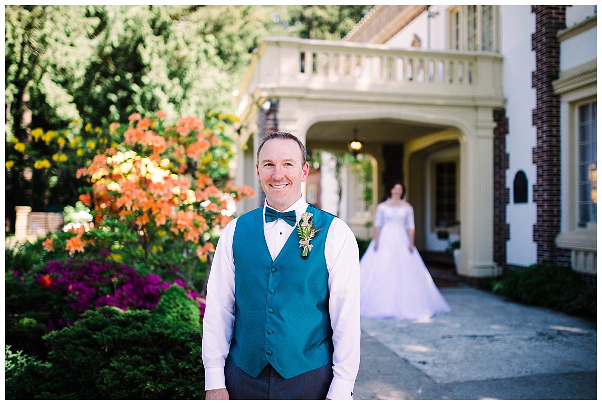 offbeat bride, lairmont manor, bellingham wedding, seattle engagement, seattle bride and groom, engagement session, julia kinnunen photography, destination wedding, seattle wedding, wedding photography, newlyweds, diy wedding, flying anchor event design