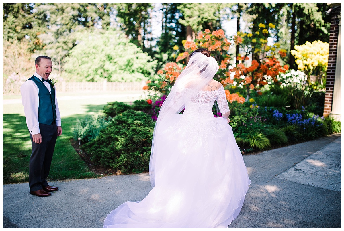 offbeat bride, lairmont manor, bellingham wedding, seattle engagement, seattle bride and groom, engagement session, julia kinnunen photography, destination wedding, seattle wedding, wedding photography, newlyweds, diy wedding, flying anchor event design