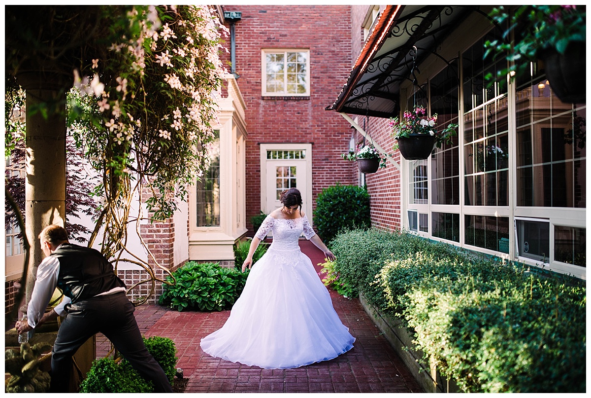 offbeat bride, lairmont manor, bellingham wedding, seattle engagement, seattle bride and groom, engagement session, julia kinnunen photography, destination wedding, seattle wedding, wedding photography, newlyweds, diy wedding, flying anchor event design