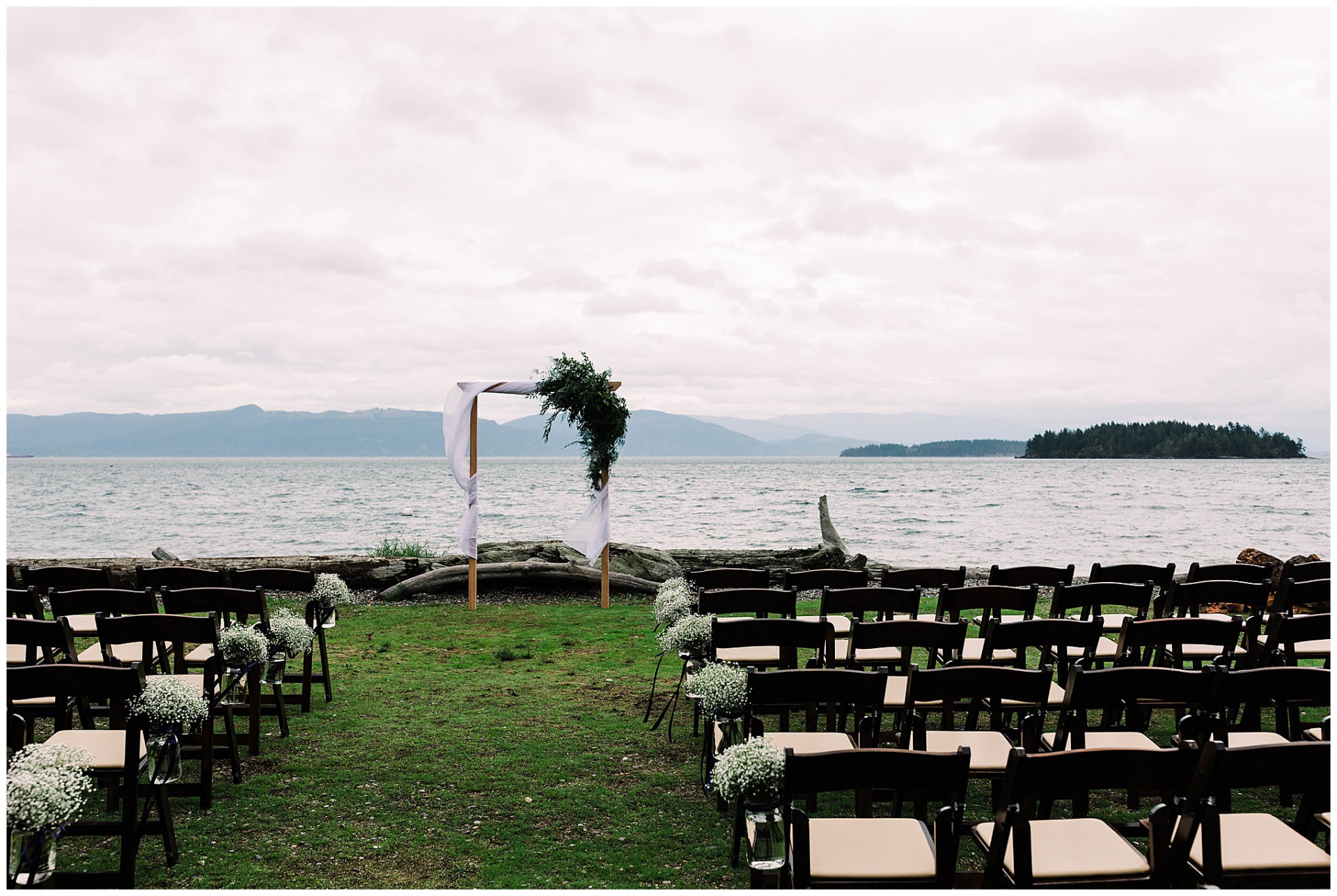 offbeat bride, intimate wedding, adventure wedding, guemes island resort, beachfront wedding, guemes island wedding, seattle engagement, seattle bride, seattle groom, engagement session, julia kinnunen photography, destination wedding, seattle wedding, wedding photography, newlyweds, diy wedding, guemes island resort wedding photographer