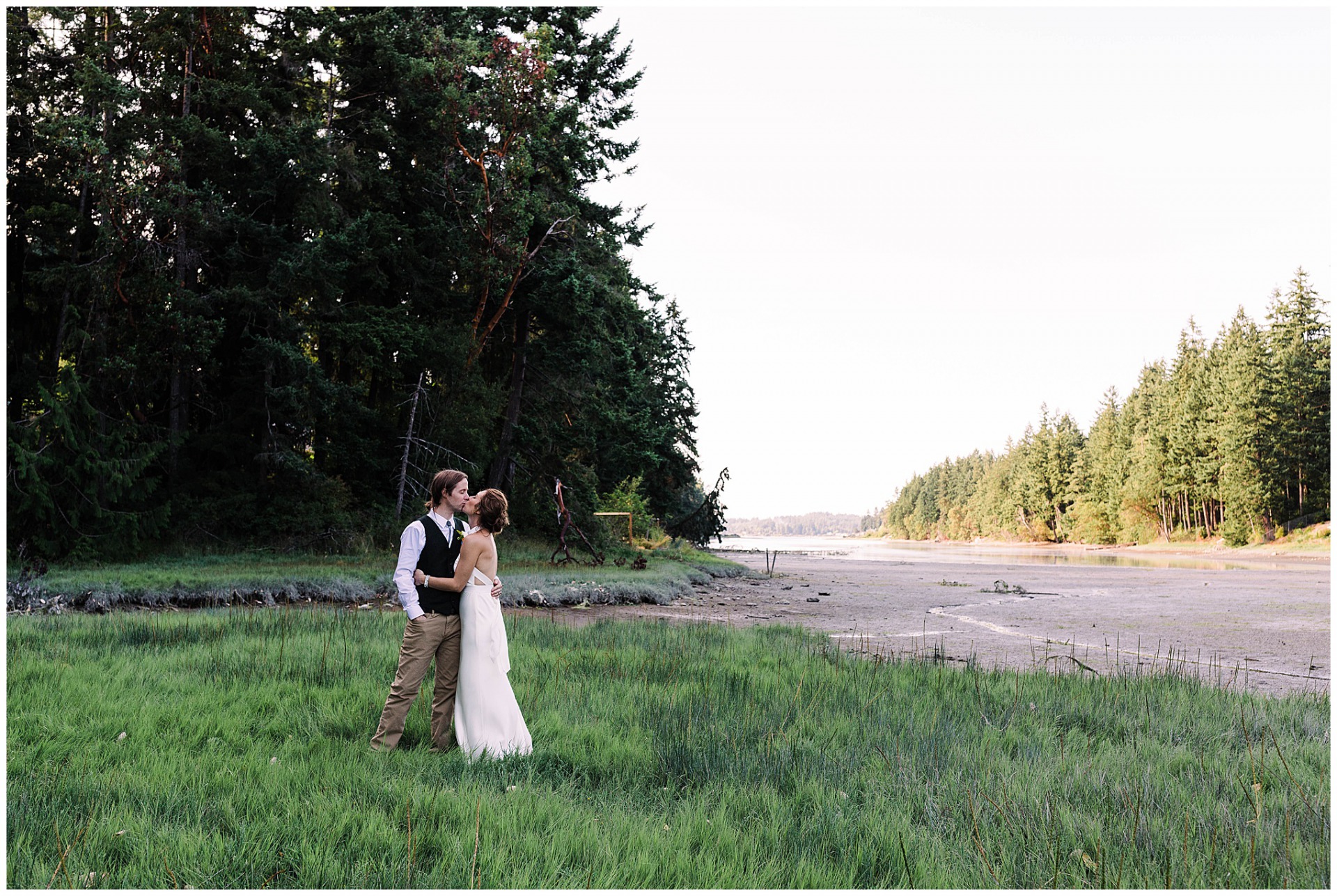 Julia Kinnunen photography, seattle wedding photographer, seattle engagement photographer, pnw wedding photographer, seattle portrait photographer, seattle elopement photographer, pnw elopement photographer, seattle couples photos, real life couples, seattle wedding planner, seattle wedding coordinator, offbeat bride, urban wedding, urban engagement photos, newlyweds, bride and groom, destination wedding, destination wedding photographer, adventure seekers, backyard wedding, pnw backyard wedding, flying anchor event design wedding, backyard wedding photographer, pnw backyard wedding photographer