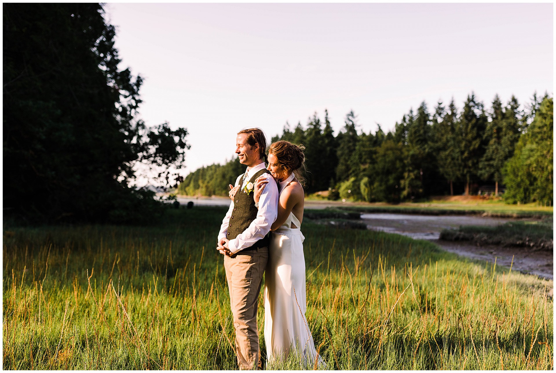 Julia Kinnunen photography, seattle wedding photographer, seattle engagement photographer, pnw wedding photographer, seattle portrait photographer, seattle elopement photographer, pnw elopement photographer, seattle couples photos, real life couples, seattle wedding planner, seattle wedding coordinator, offbeat bride, urban wedding, urban engagement photos, newlyweds, bride and groom, destination wedding, destination wedding photographer, adventure seekers, backyard wedding, pnw backyard wedding, flying anchor event design wedding, backyard wedding photographer, pnw backyard wedding photographer