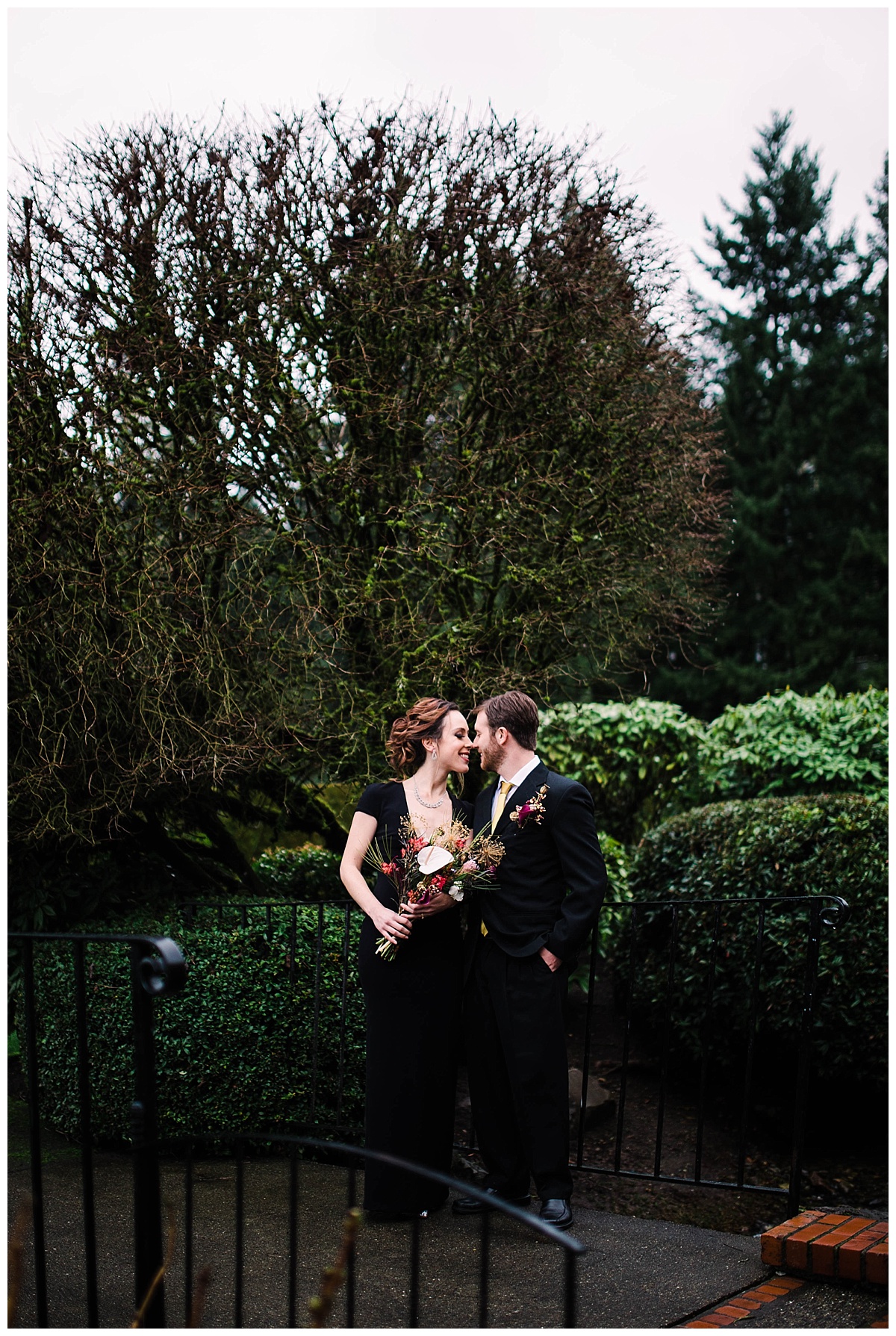 julia kinnunen photography, weddings in Woodinville, seattle wedding, wedding photography, styled wedding, flying anchor event design, details, intergalactic planetary theme